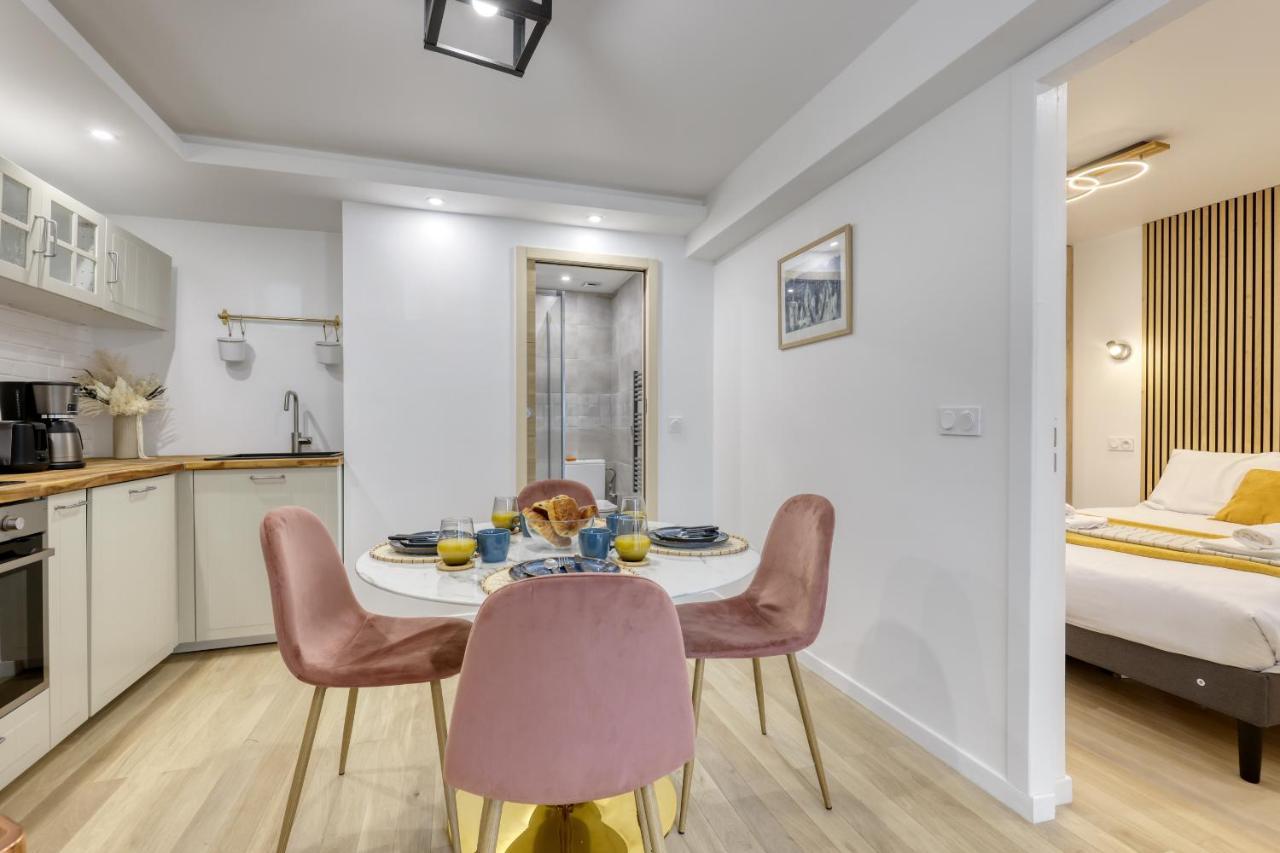 Stylish & New 1 Bdr Flat With A/c-trendy 11 * Parigi